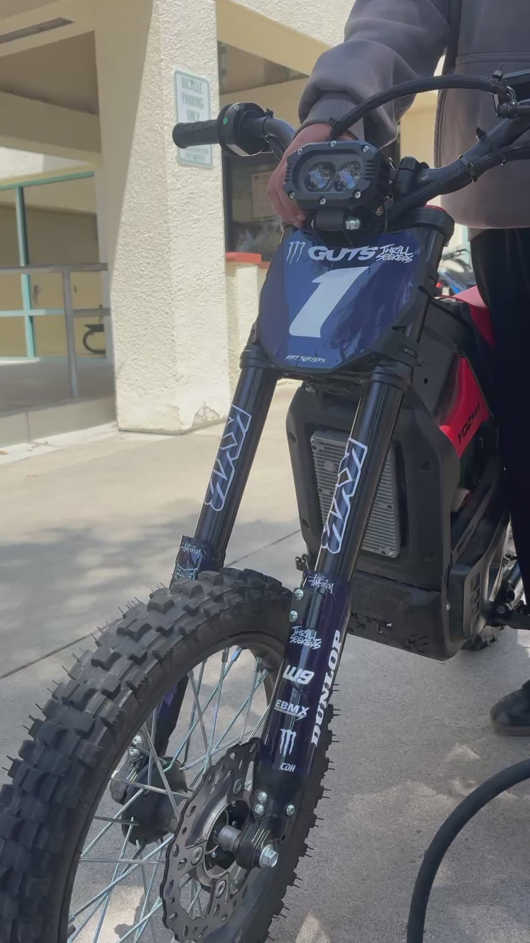 Yozma in10 fork guard decal